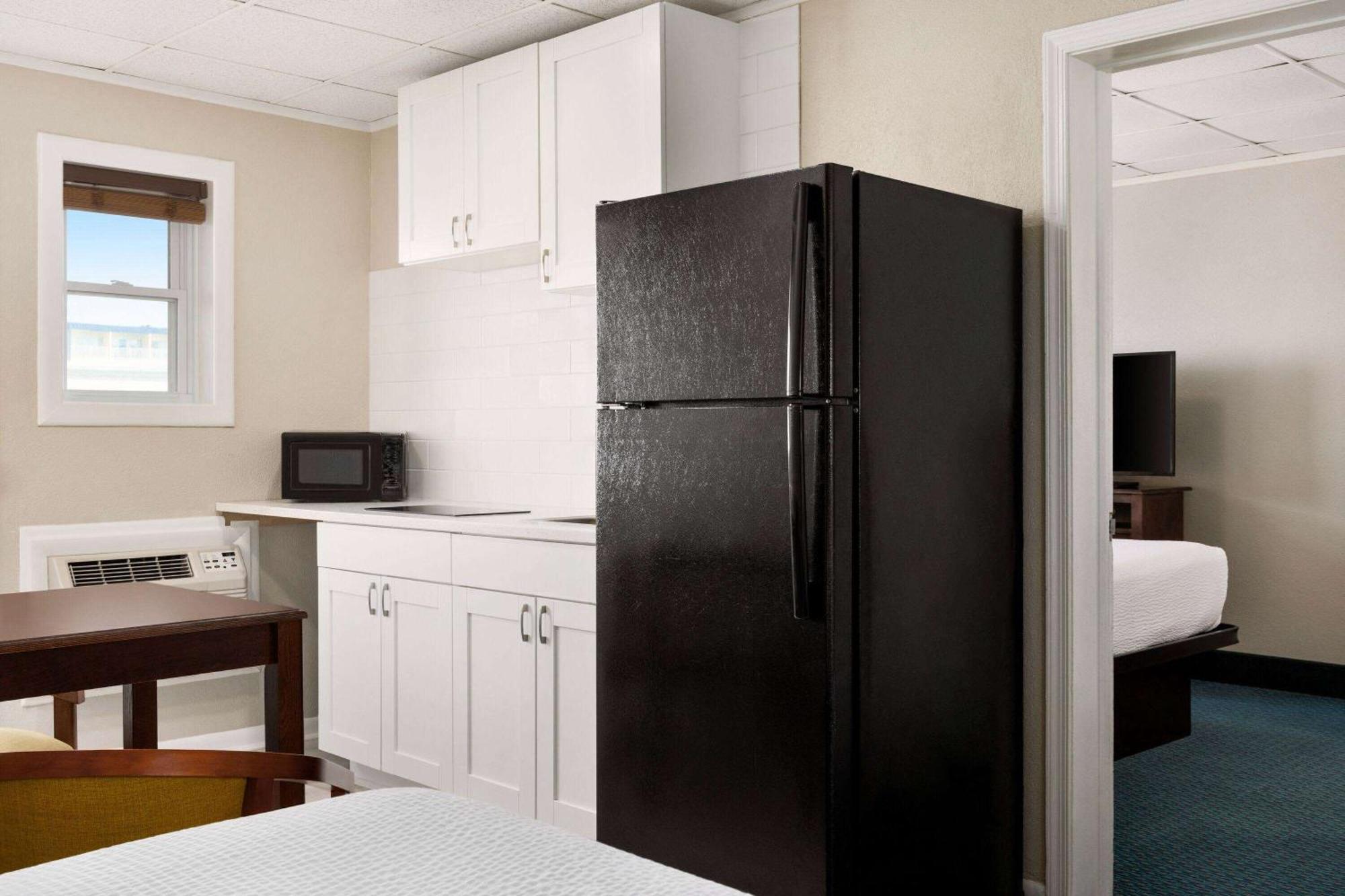 Days Inn By Wyndham Ocean City Oceanfront Dış mekan fotoğraf
